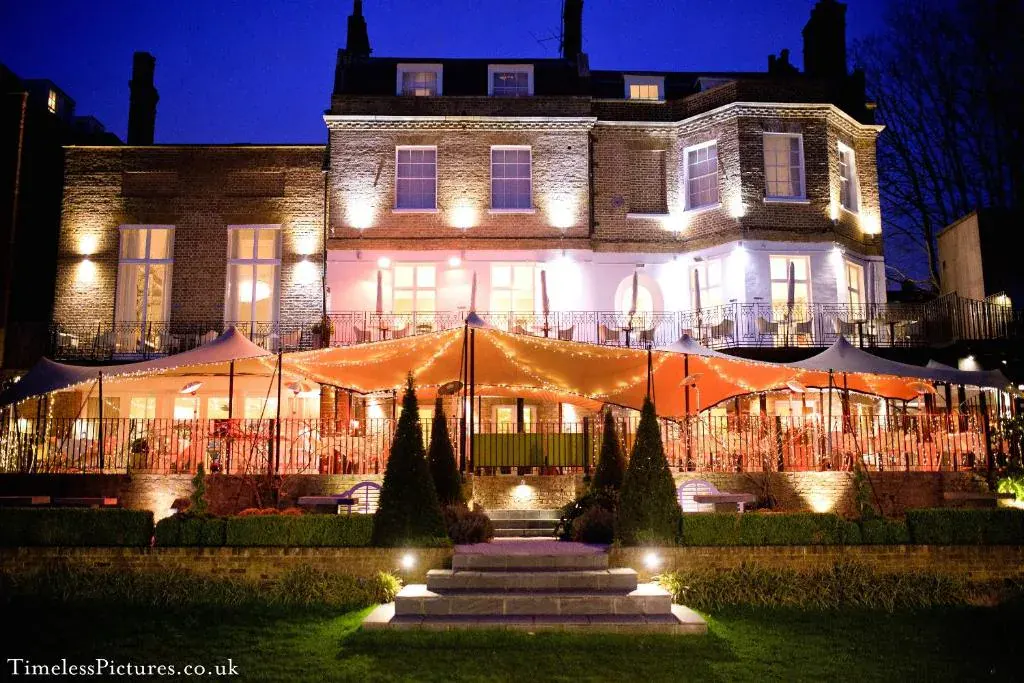 Bingham Riverhouse – Thames Path accommodation