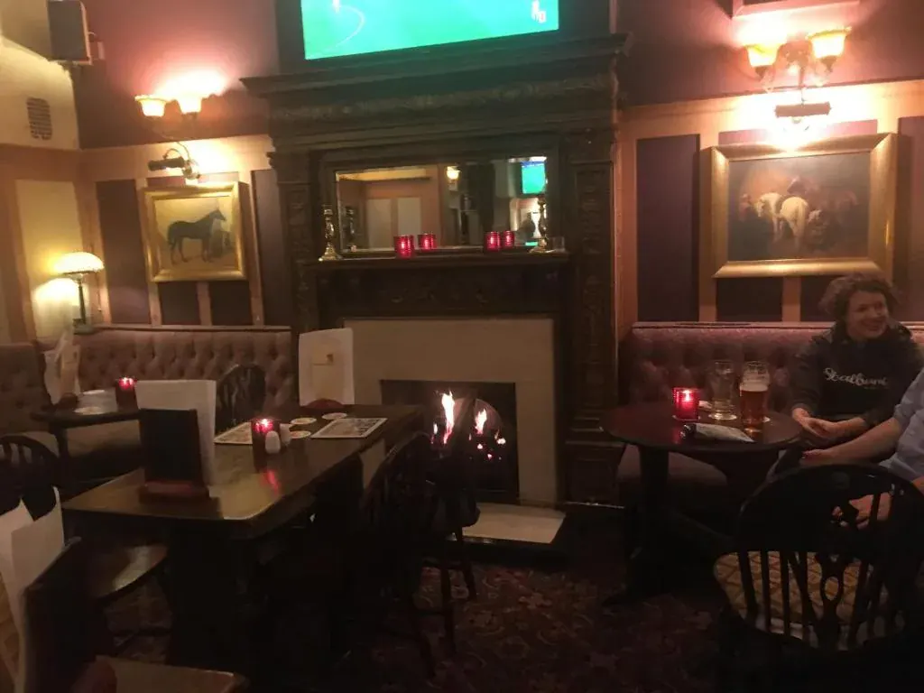 Dukes Head Inn – Thames Path accommodation