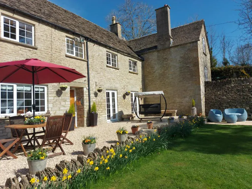 Thames Head Wharf – Thames Path accommodation