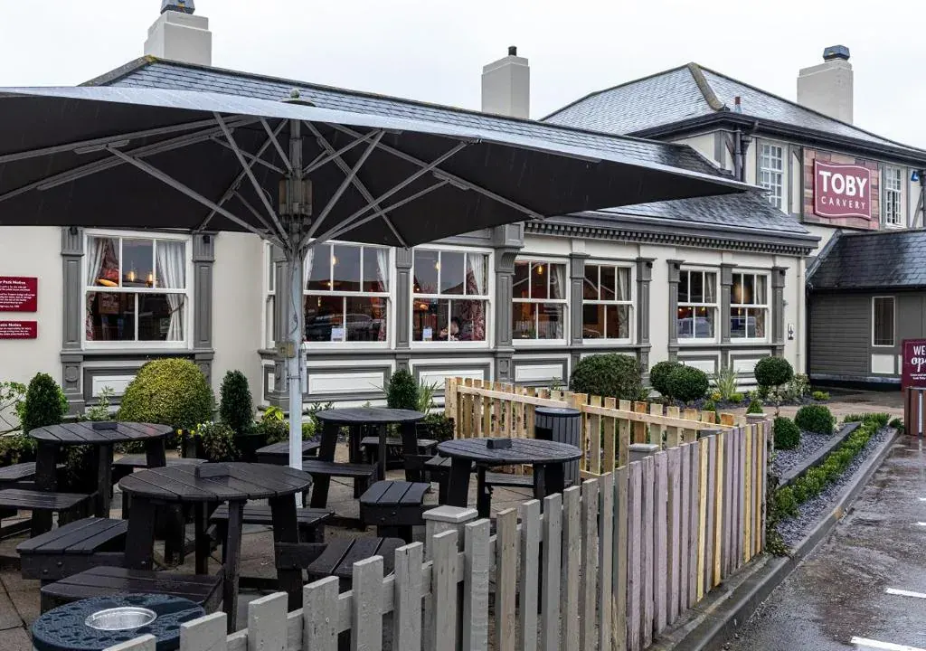 Toby Carvery Old Windsor – Thames Path accommodation