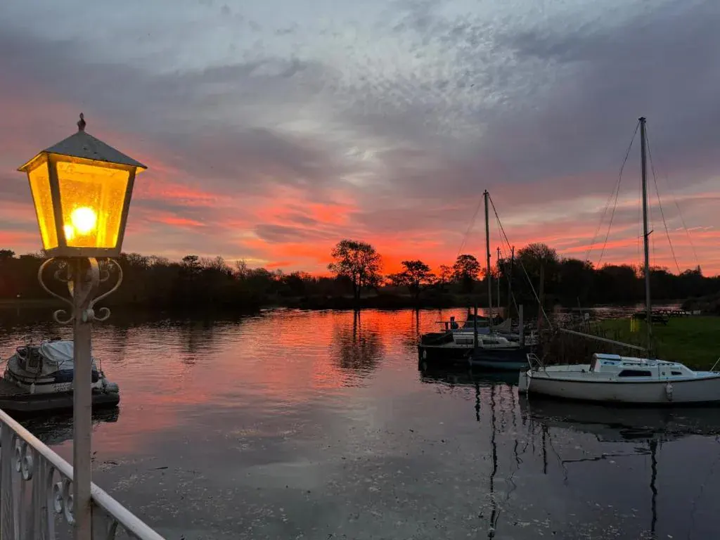Warren Lodge – Thames Path accommodation