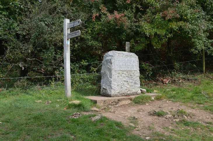 Thames Path Source
